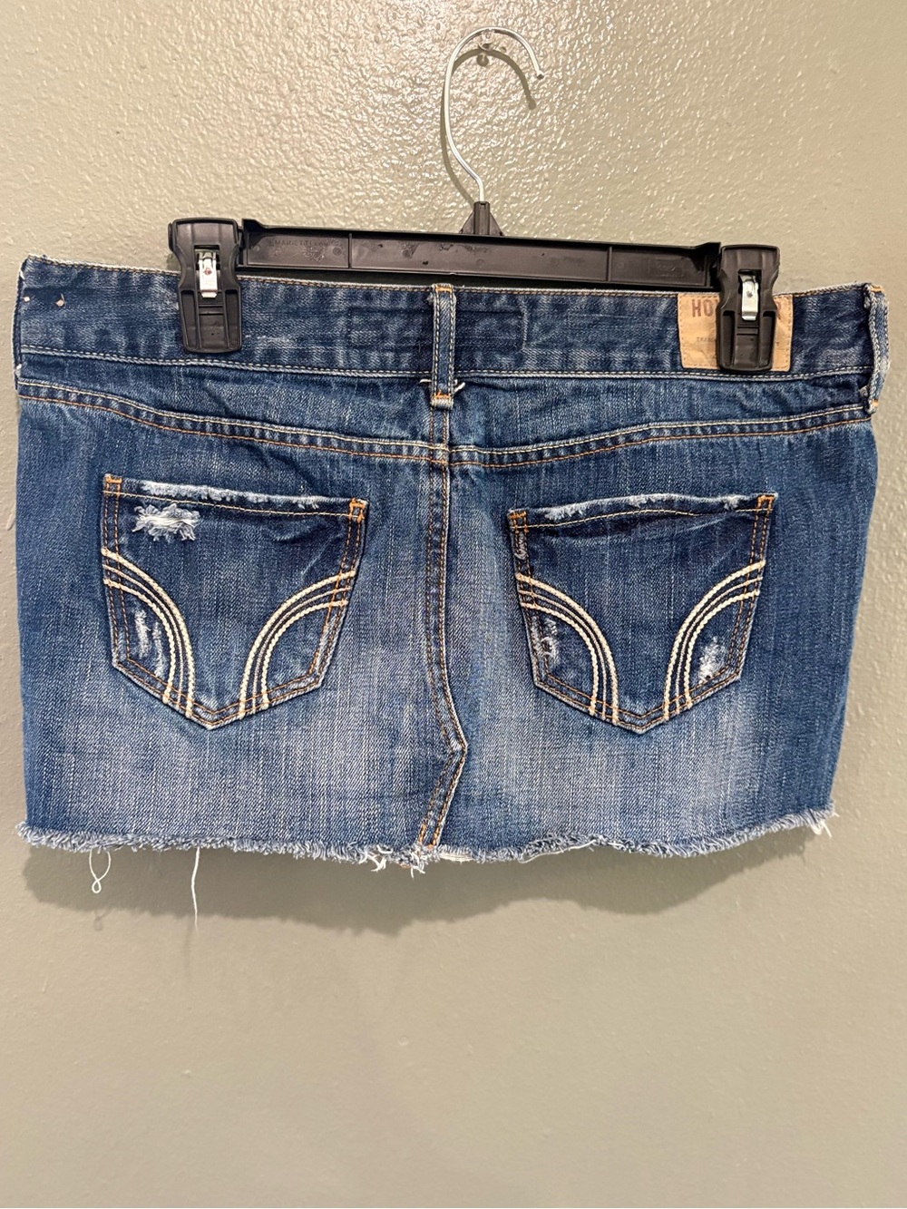 Hollister y2k Distressed Denim Mini Skirt - Blue size 5